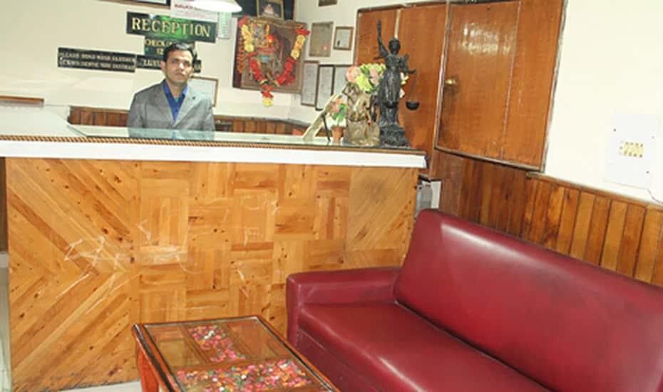 Hotel Highway Inn Manāli Екстериор снимка