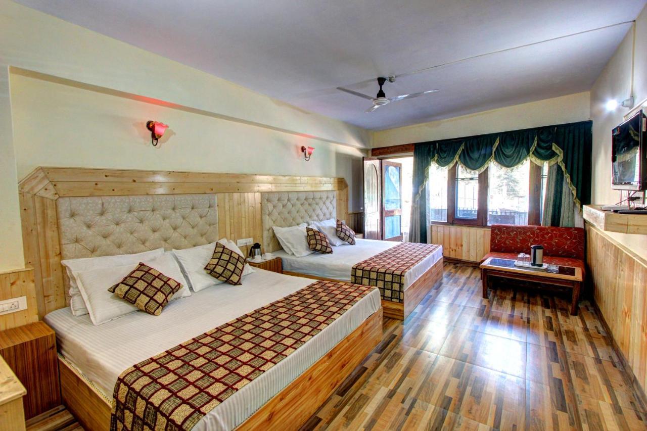 Hotel Highway Inn Manāli Екстериор снимка